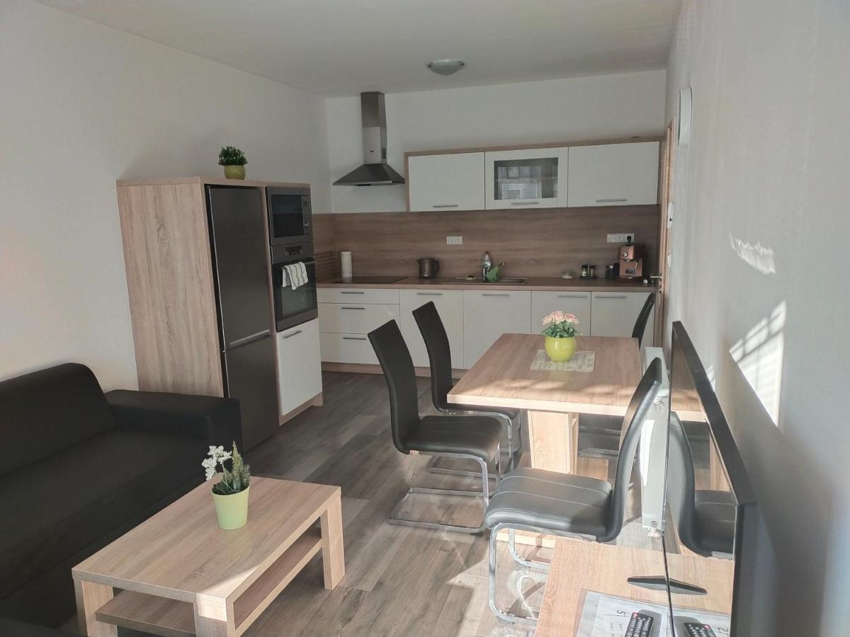 Apartman Karolina Podebrady Luaran gambar